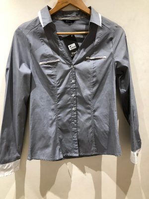 Camisa con lycra – gris